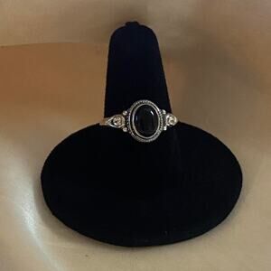 Vintage s925 black onyx Sterling silver 7 3/4 size ring